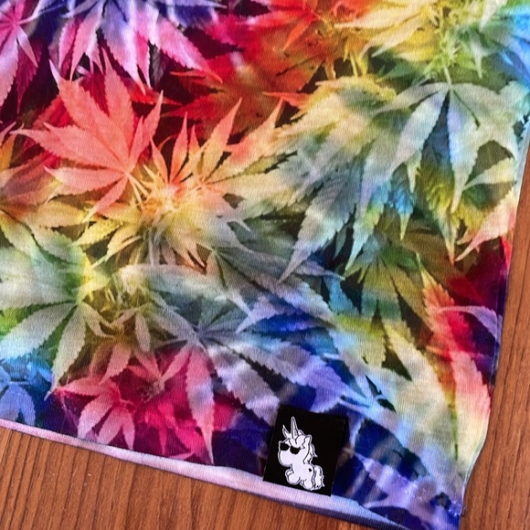 Iheartraves Tie Dye Ganja Leaf Crop Top Small - Picture 5 of 6